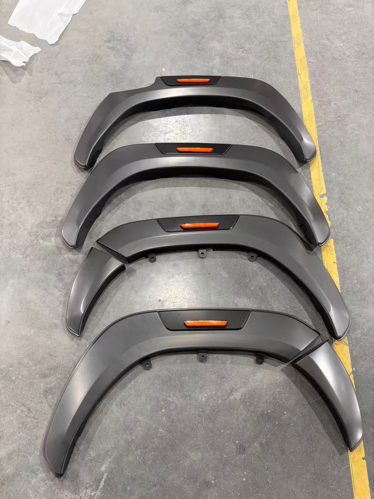 Wheel Arch Moldings TY0870640Ⅰ for 丰田 Toyota