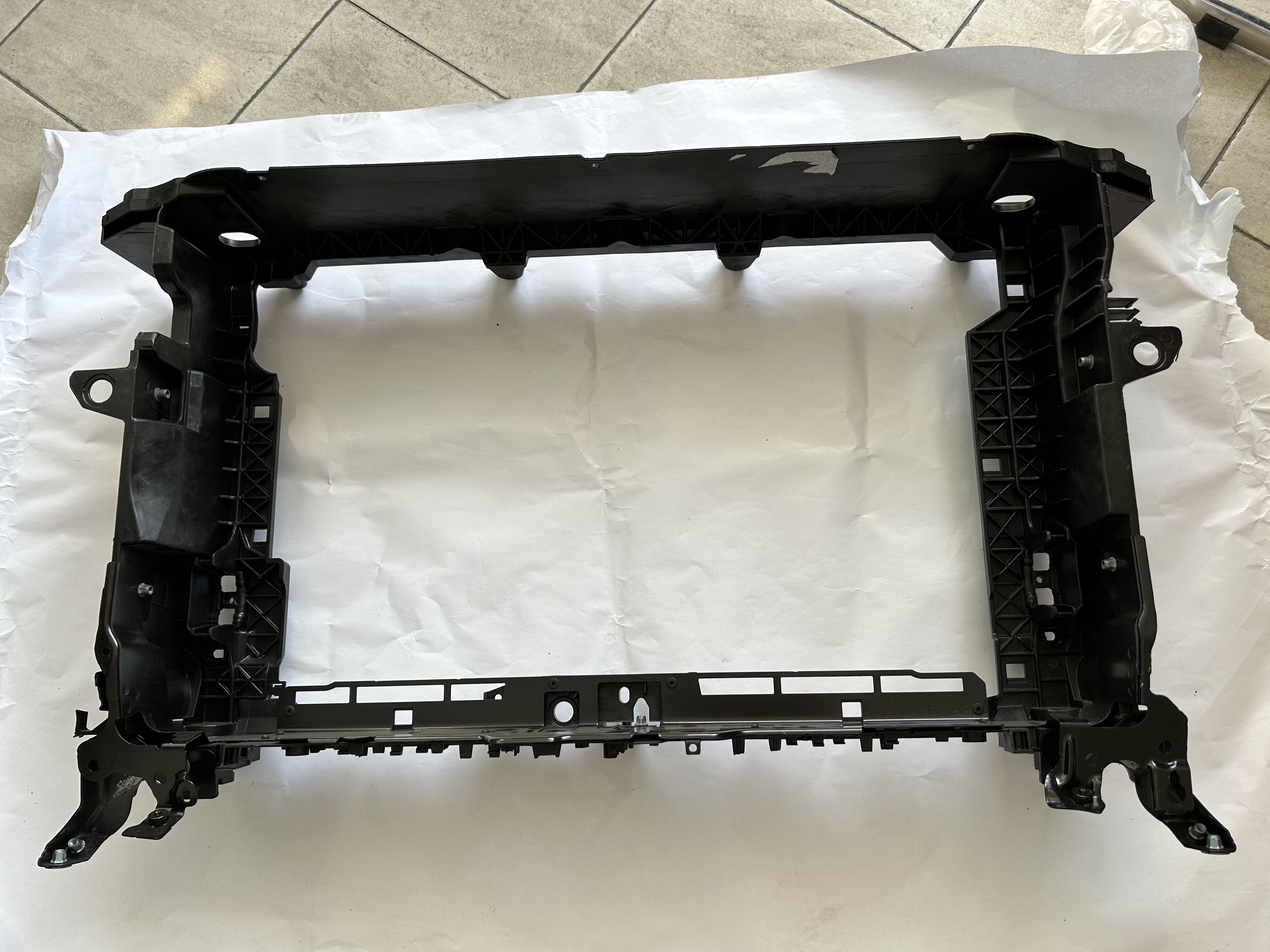Radiator Support SE0020490F1 for 西雅特 Seat