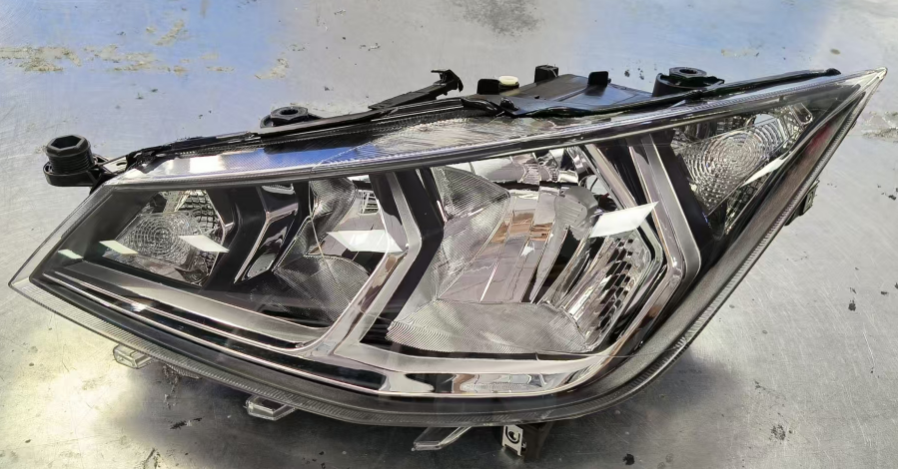 Head Lamps SE0090111F1 for 西雅特 Seat