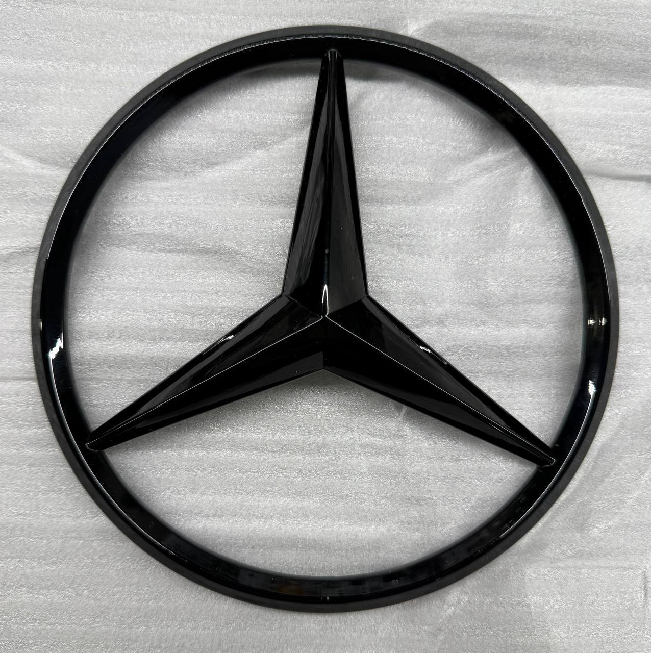 emblem/logo BC0031690P for 梅赛德斯-奔驰 Mercedes-Benz