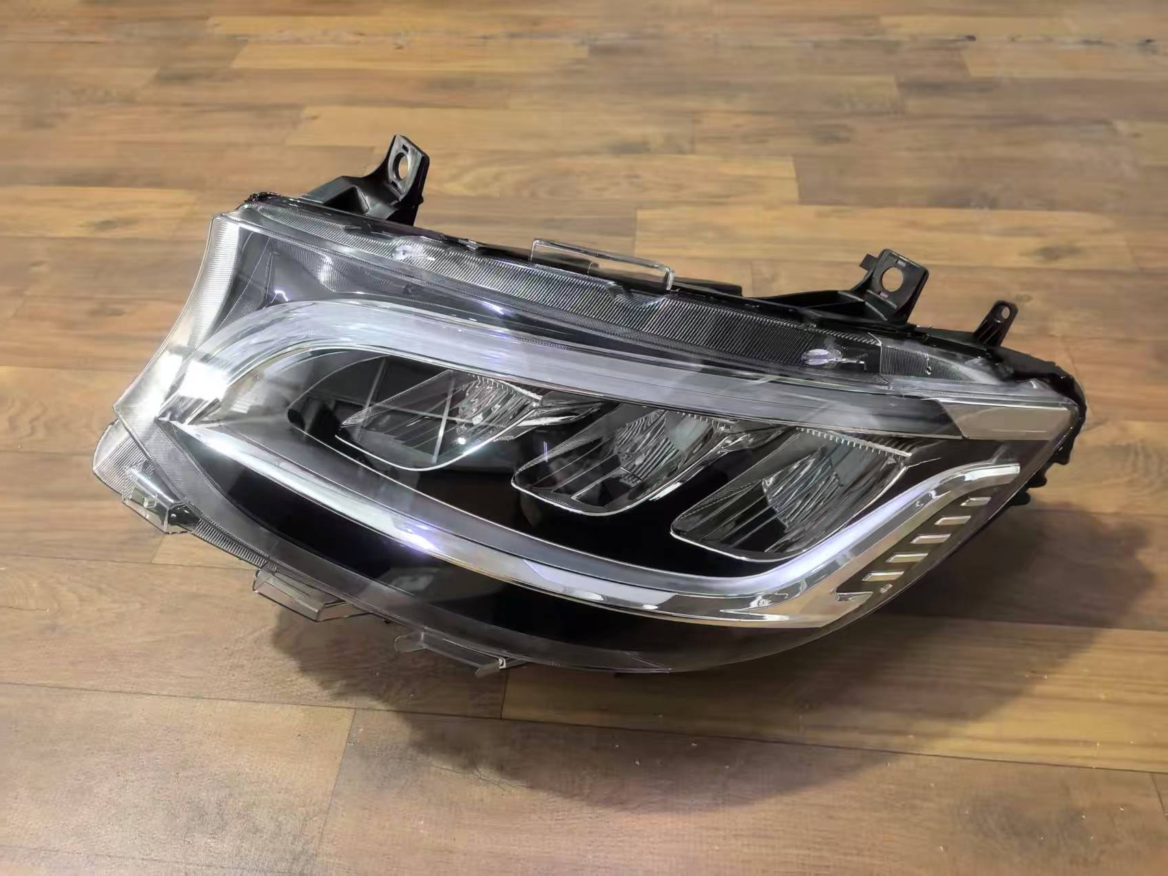 Head Lamps BC1300111 for 梅赛德斯-奔驰 Mercedes-Benz