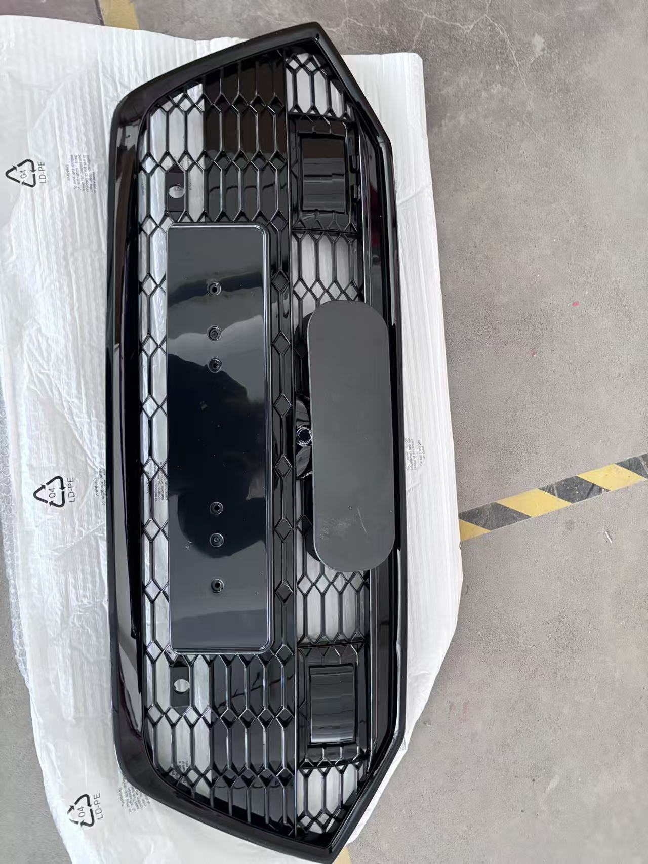 Grille AUT2930070ACB3 for 奥迪改装 Audi Tuning