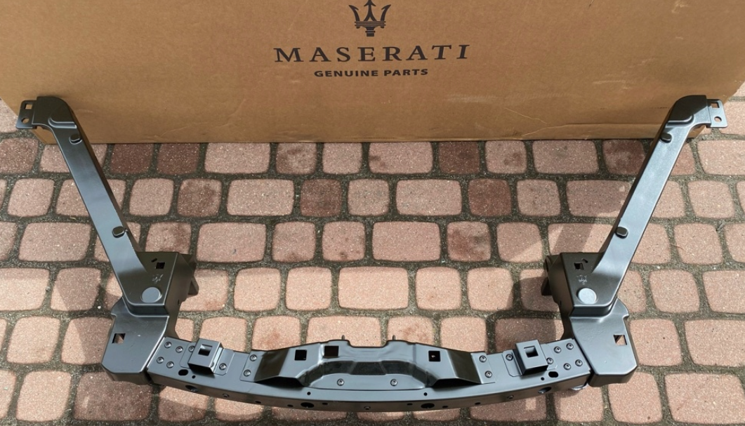 Crossmember MA0010710F1 for 玛莎拉蒂 Maserati