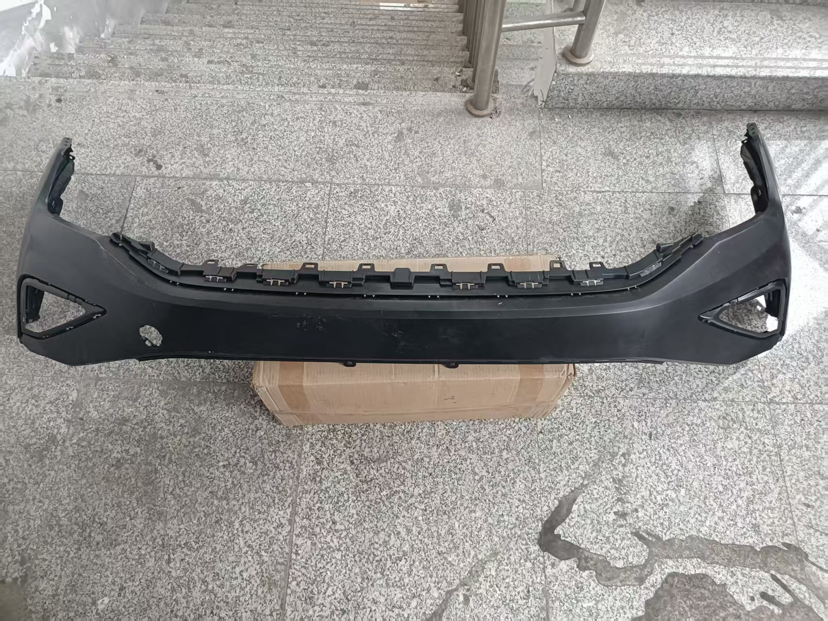 Front Bumper VG1130040F1 for 大众 Volkswagen