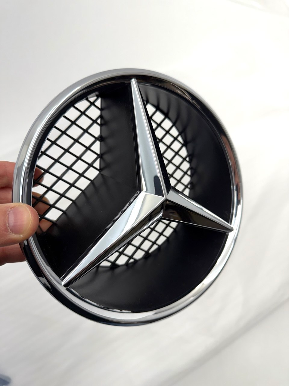 emblem/logo BC0061690Q for 梅赛德斯-奔驰 Mercedes-Benz