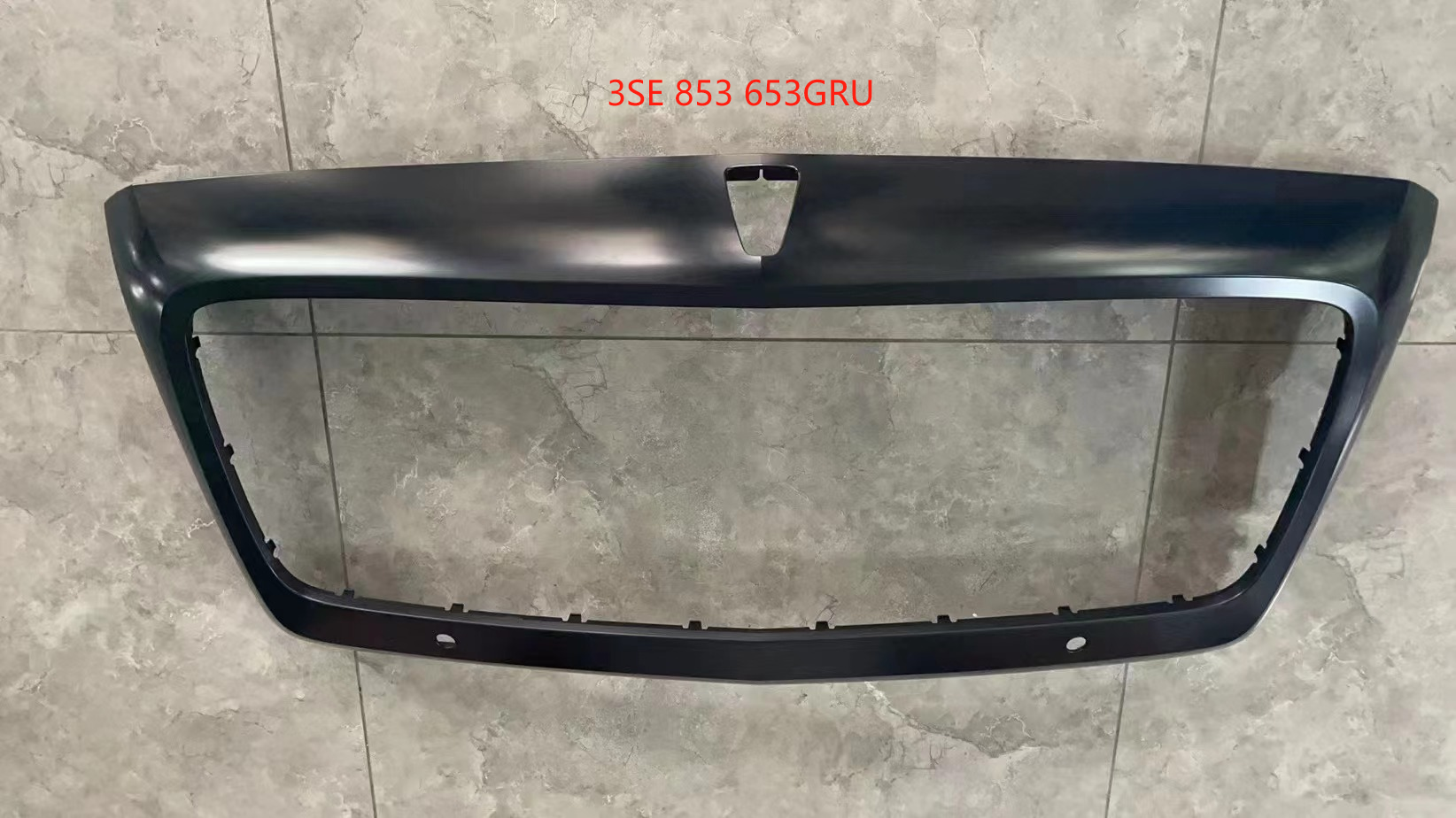 Grille case