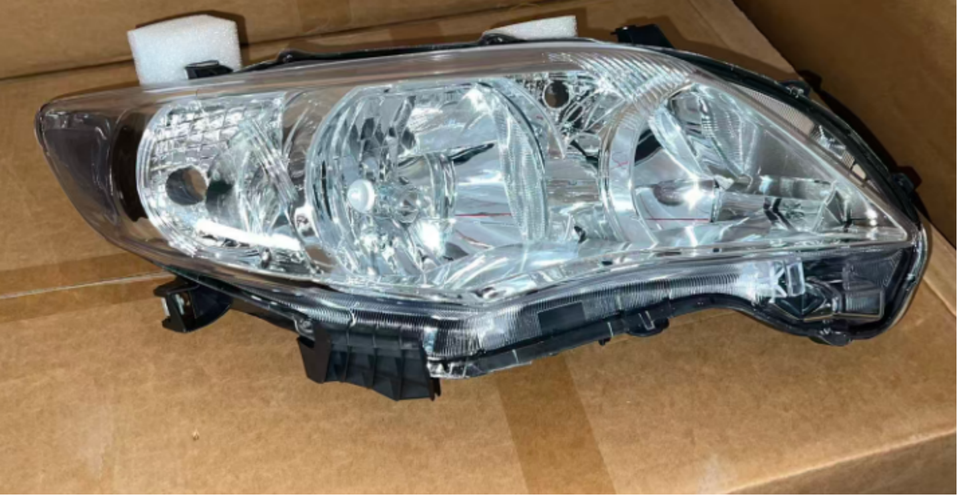Head Lamps TY0500111EU for 丰田 Toyota