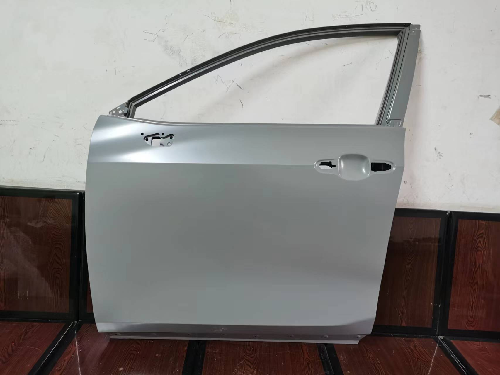 Front Door Panel LX470231 for 雷克萨斯 Lexus