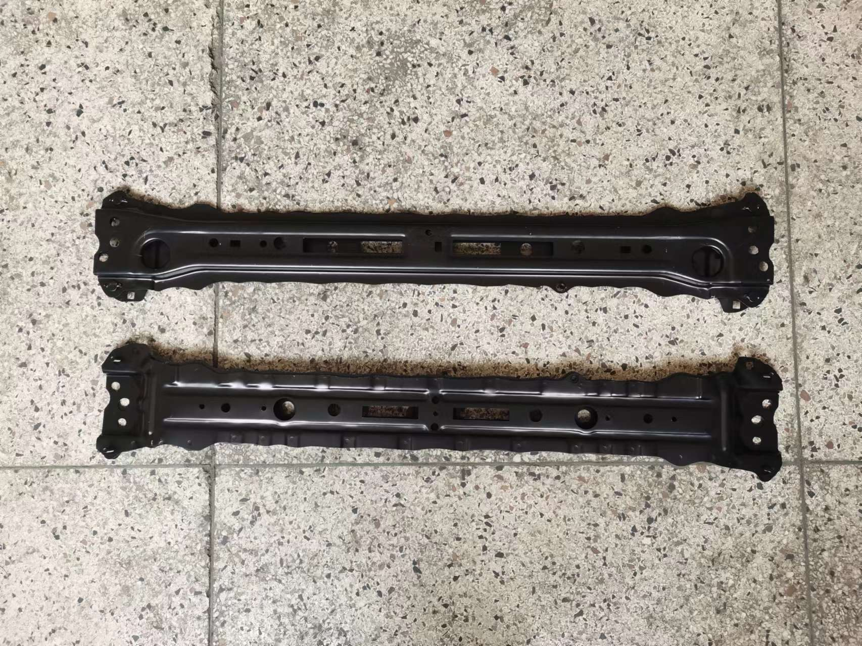 Radiator Support LX470490D1 for 雷克萨斯 Lexus