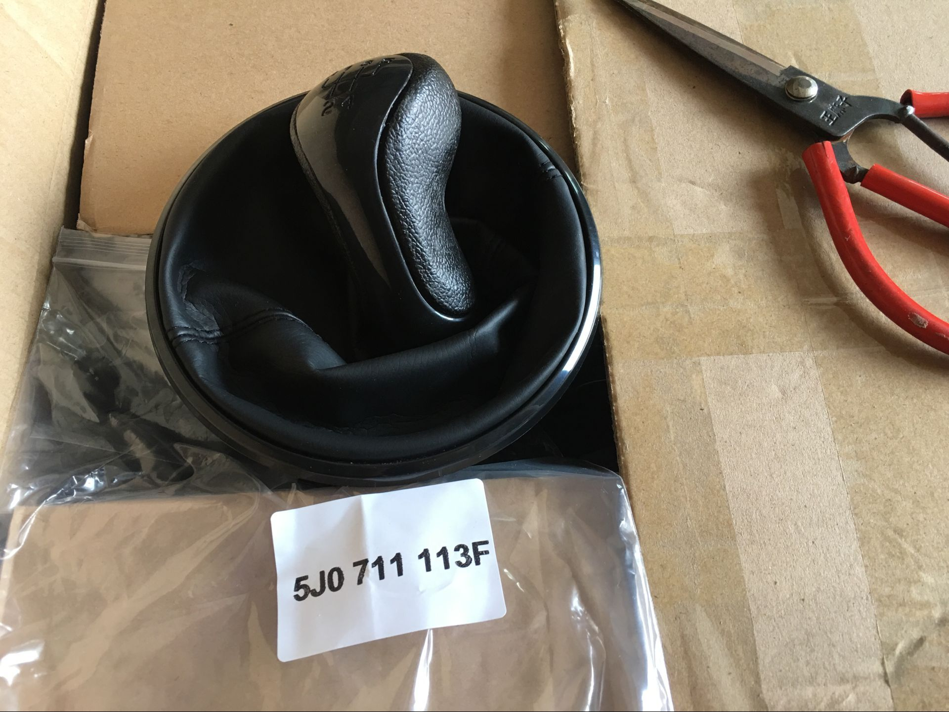 Gear Shift Knob SD0210900 for 斯柯达 Skoda