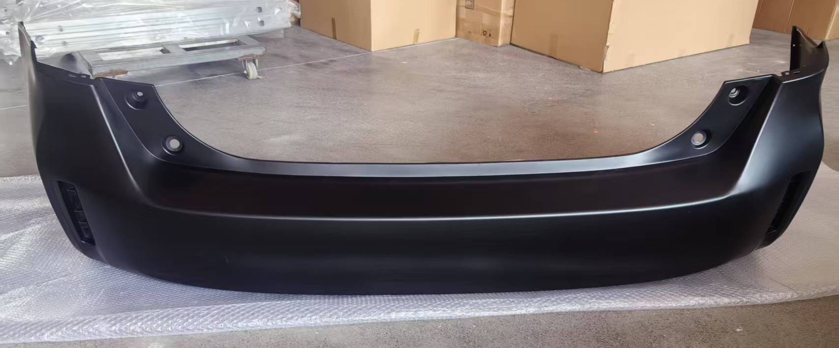 Rear Bumper TY1190190PF1Ⅰ for 丰田 Toyota