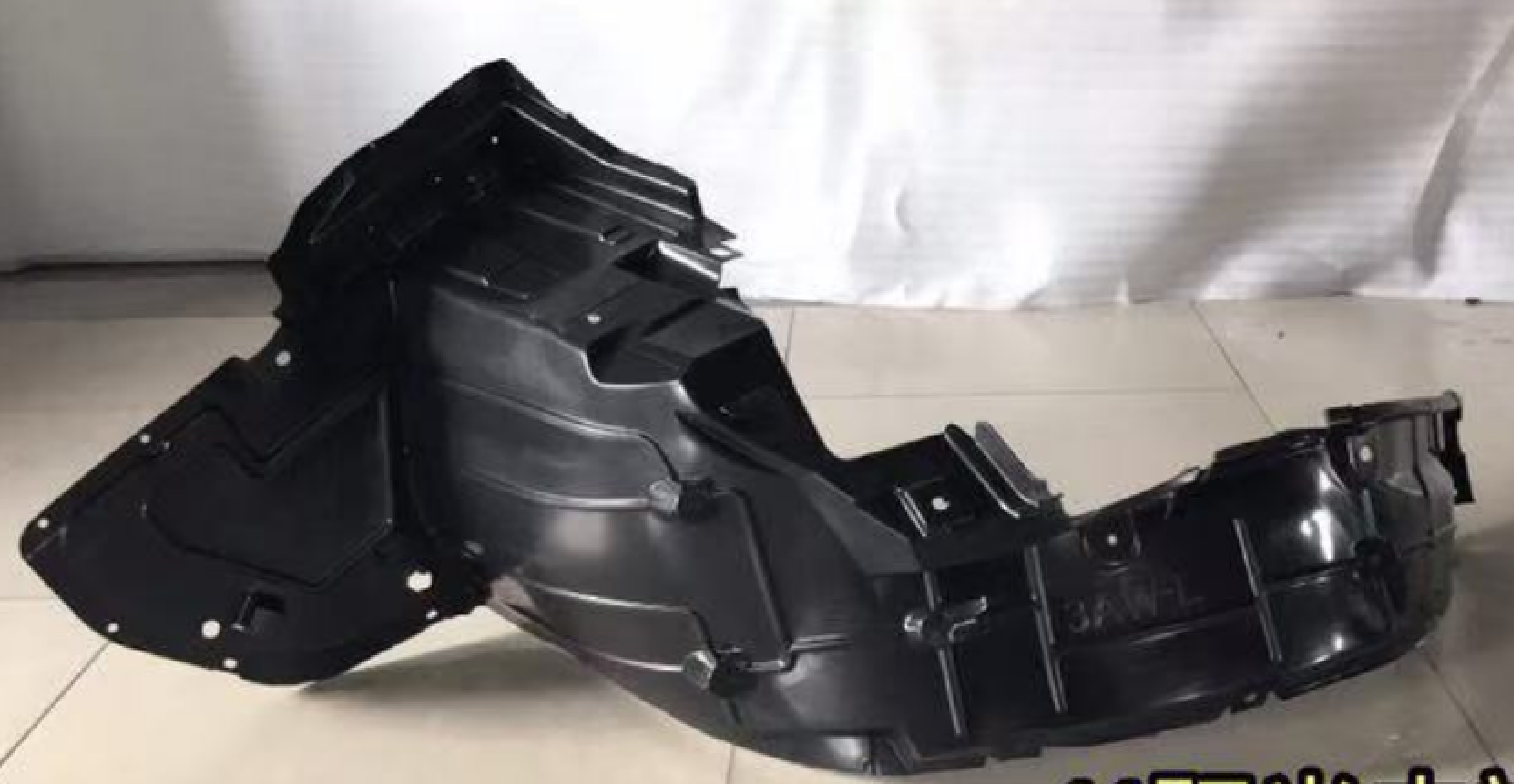 Inner Fender NS0740032 for 日产 Nissan