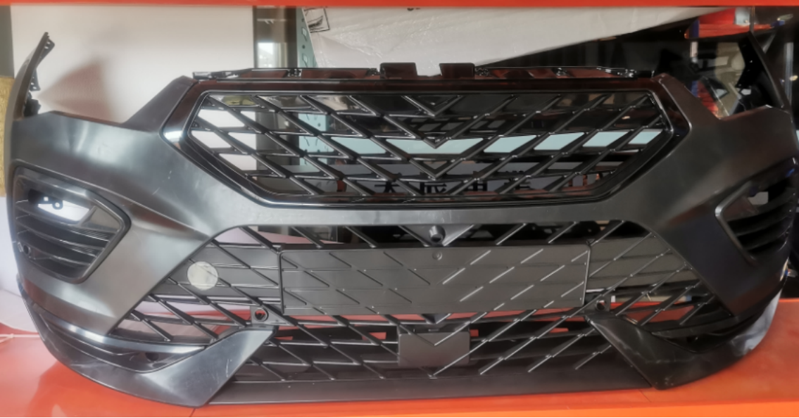 Front Bumper Assy SE0051660 for 西雅特 Seat