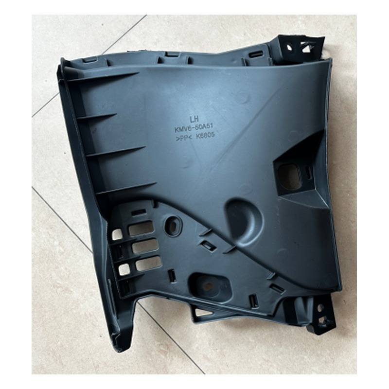 Front Bumper MZ4220042 for 马自达 Mazda