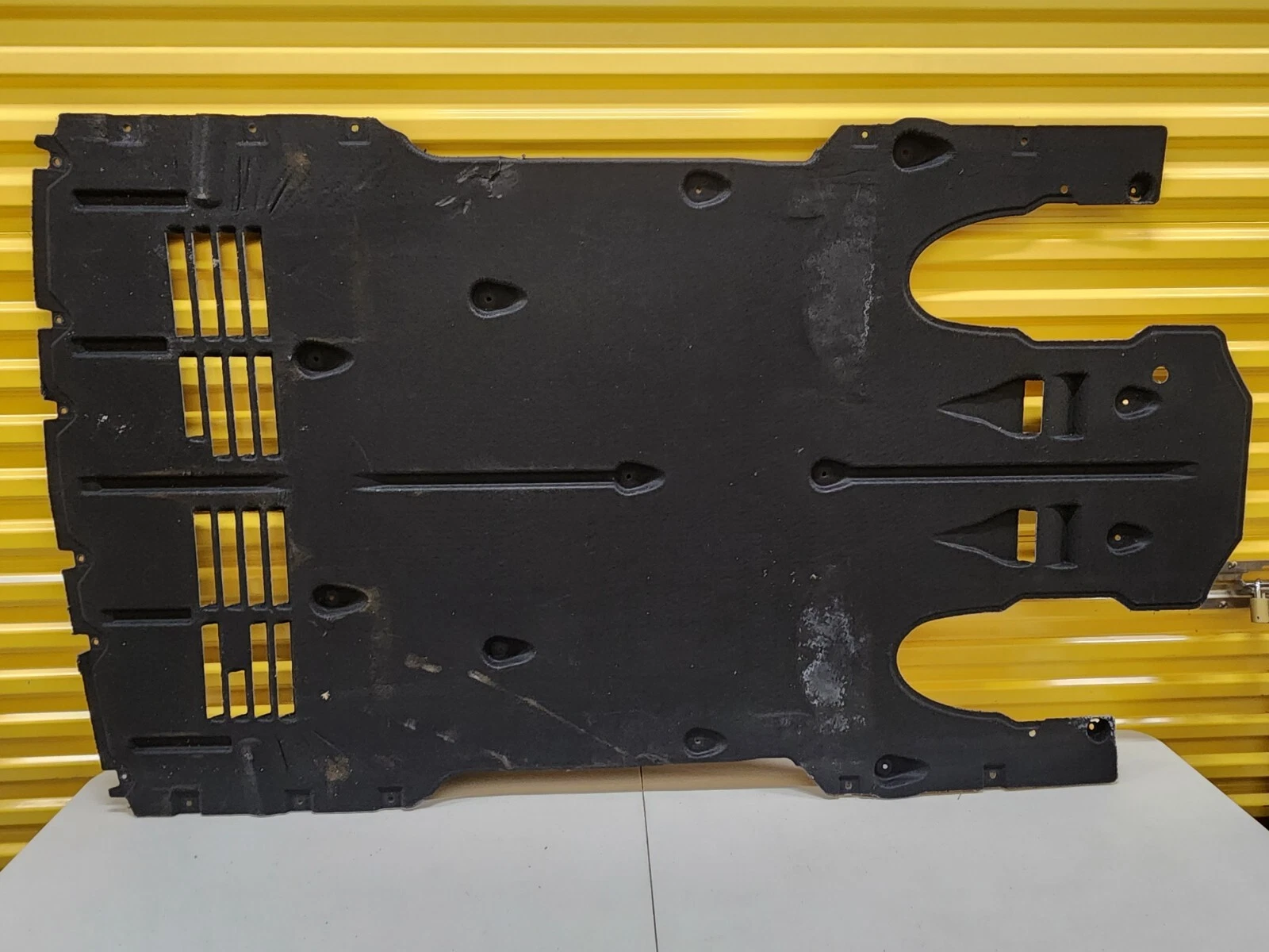 Engine Under Cover BT0010550 for 宾利 Bentley