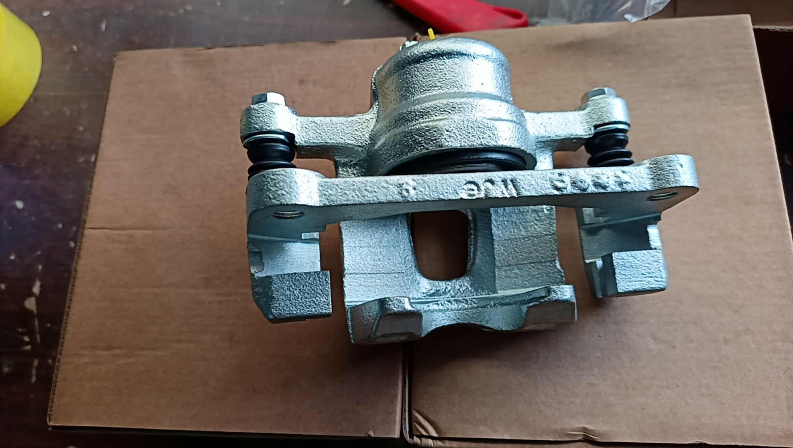 Brake Caliper Assembly HZ2063481L5 for 哪吒