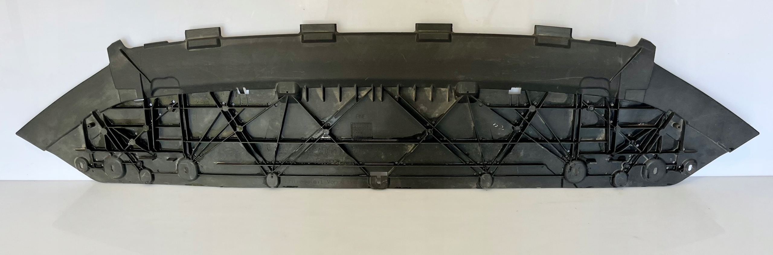 Front bumper under cover AU0631570 for 奥迪 Audi