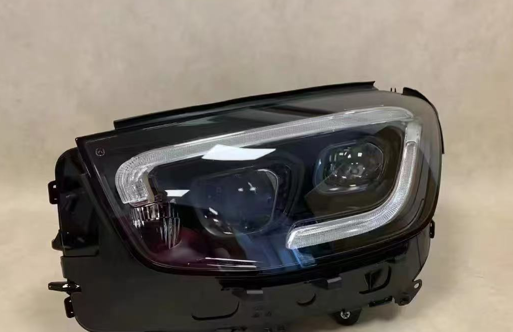 Head Lamps BC0830111HL for 梅赛德斯-奔驰 Mercedes-Benz