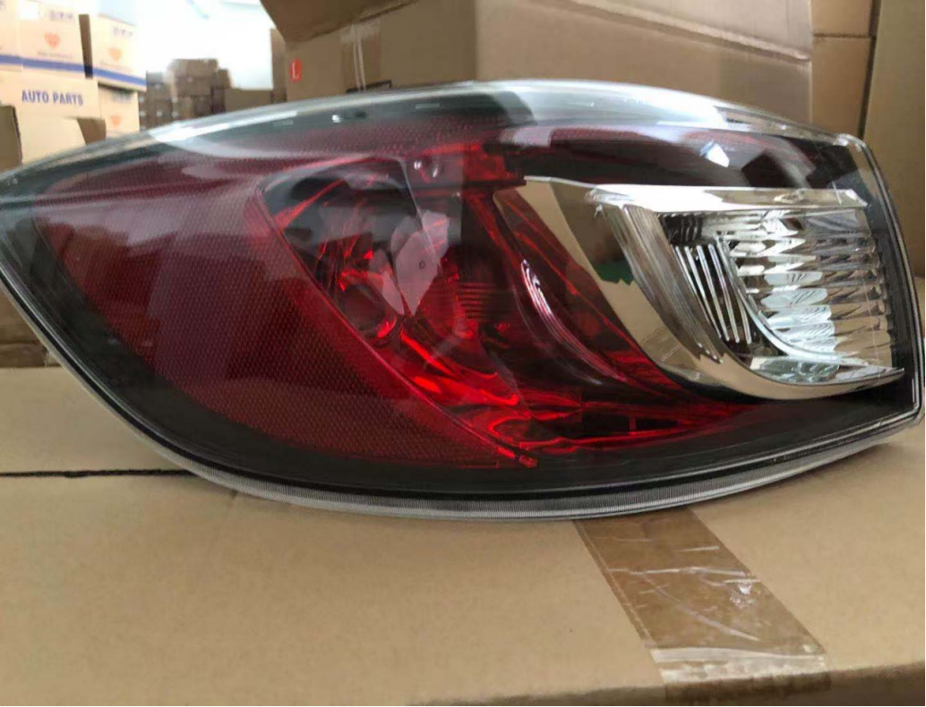 Tail Lamps MZ5220171 for 马自达 Mazda
