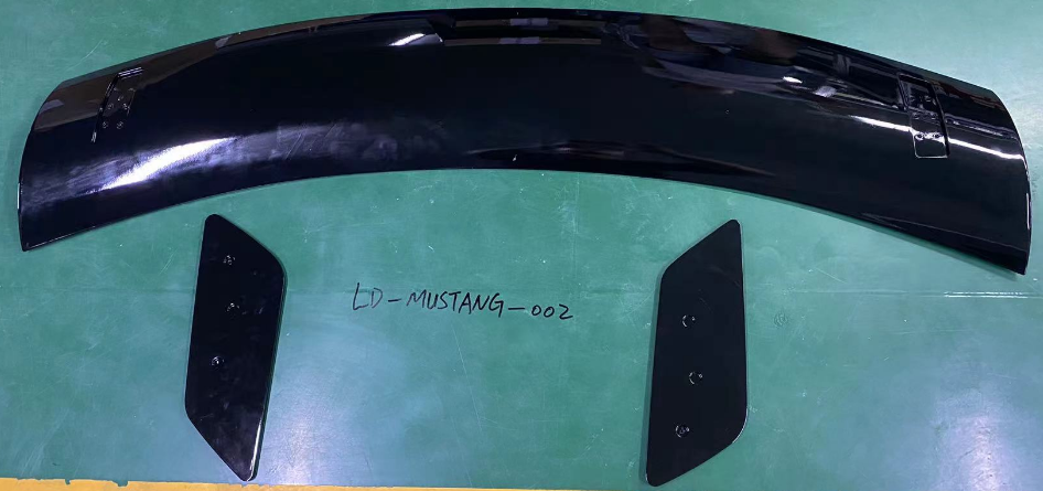 REAR DIFFUSER FDT1412350 for 福特改装 Ford Tuning