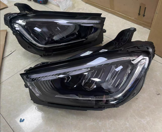 Head Lamps BC0950111L6Y for 梅赛德斯-奔驰 Mercedes-Benz