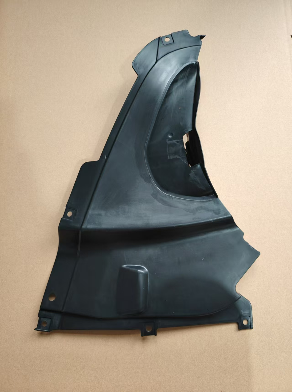 Inner Fender BM4940031 for 宝马 BMW