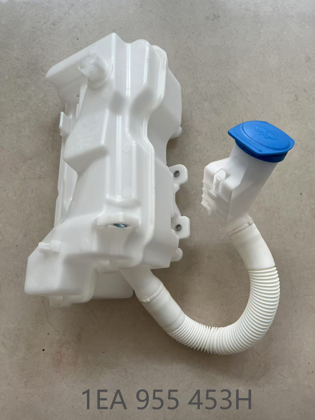Windshield Washer Tank VG1510360 for 大众 Volkswagen