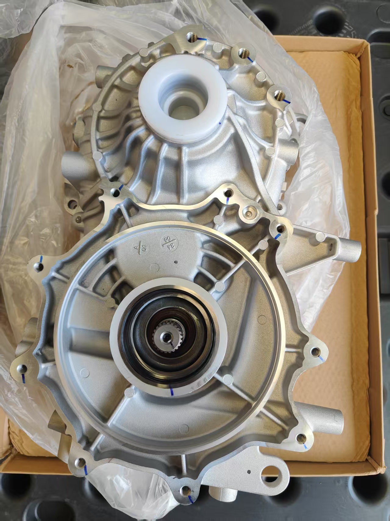 Gearbox HZ0012380KW for 哪吒