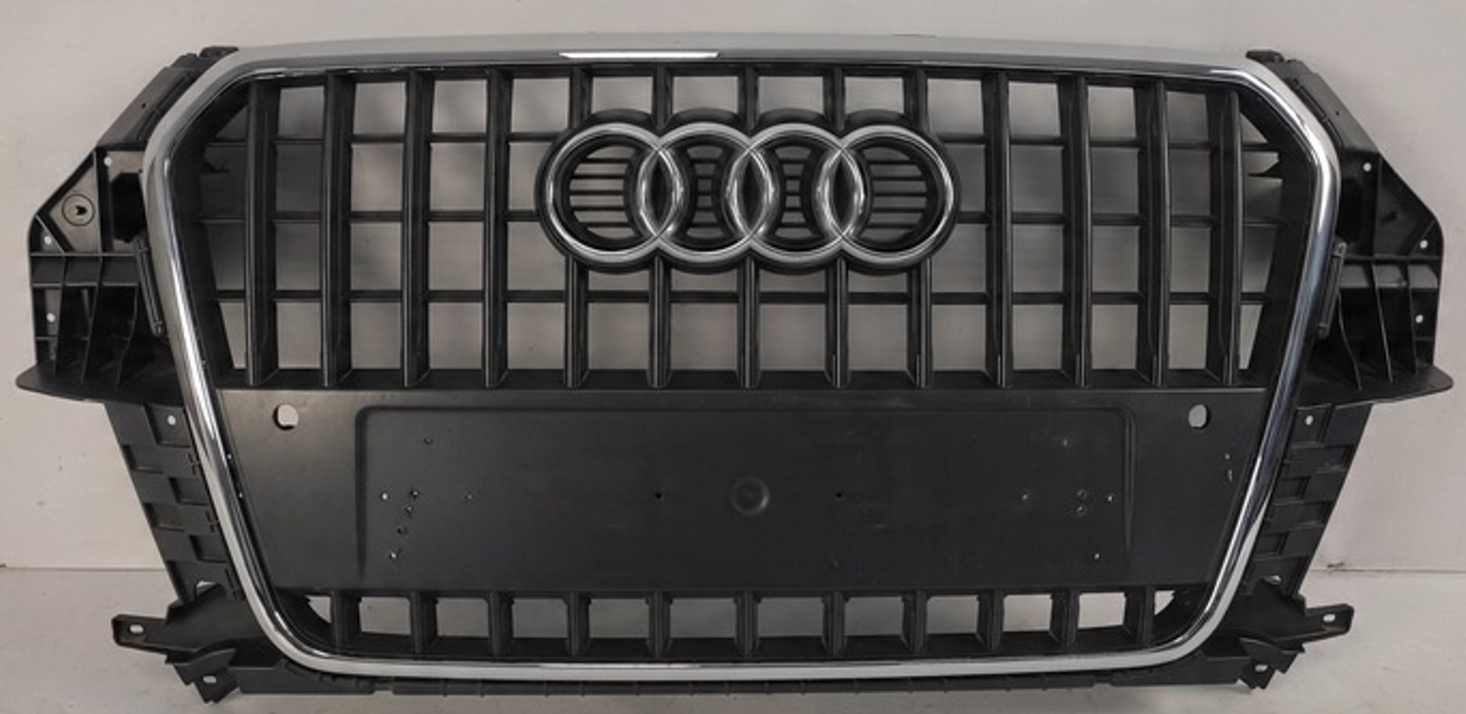 Grille AU0260070Q for 奥迪 Audi