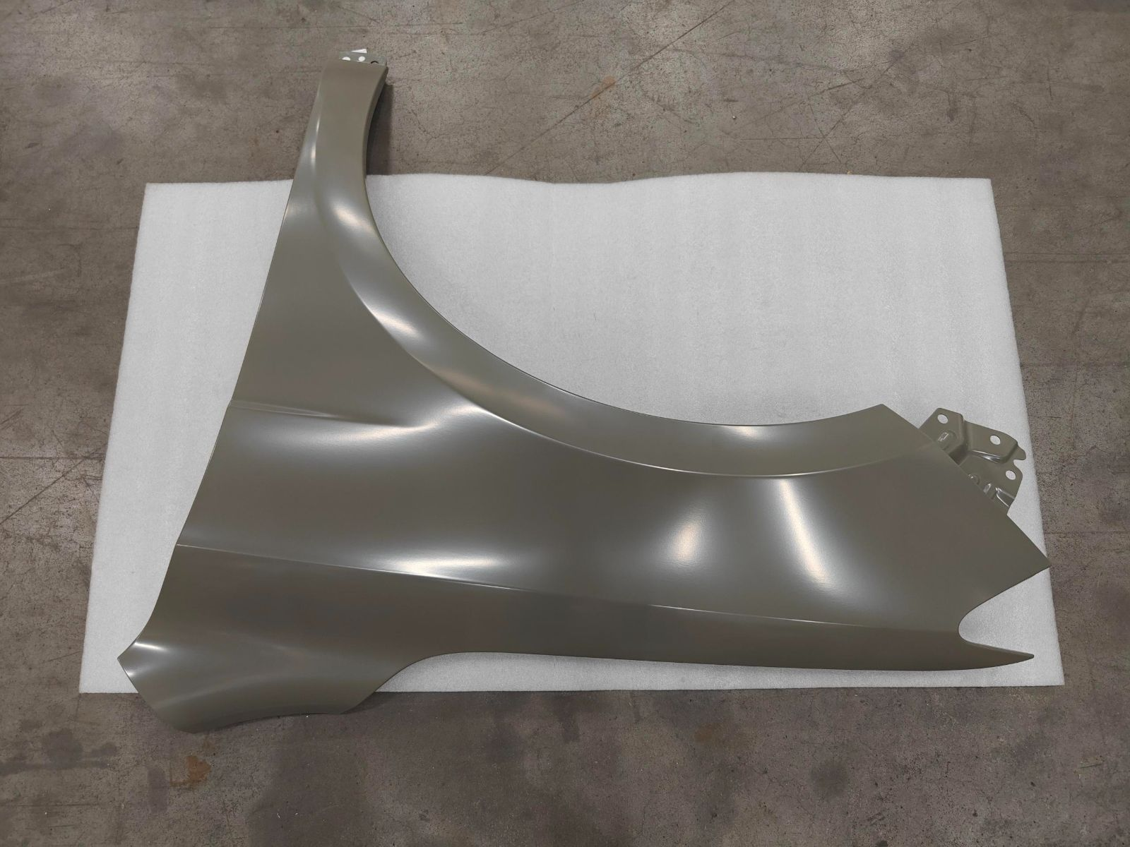 Fender，Front BYD0080021 for 比亚迪 BYD