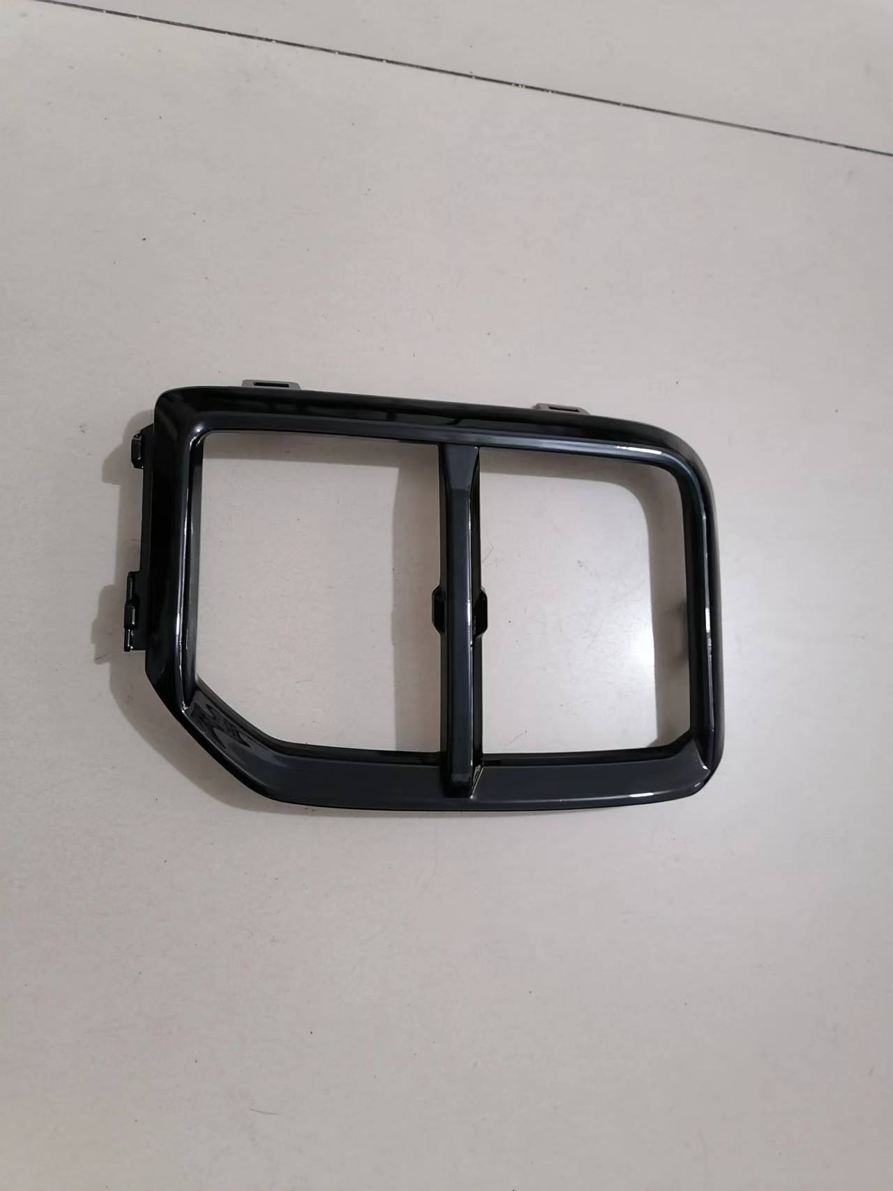 Fog Lamp Cover MB0040091 for 三菱 Mitsubishi