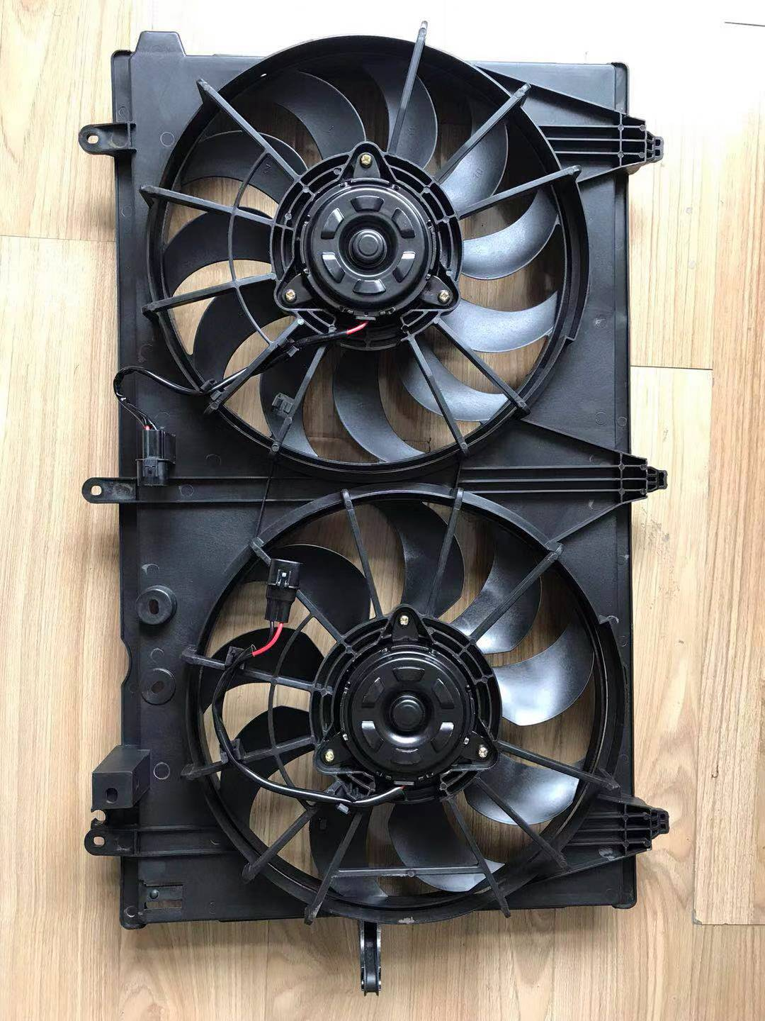 Radiator Fan MB2430510 for 三菱 Mitsubishi