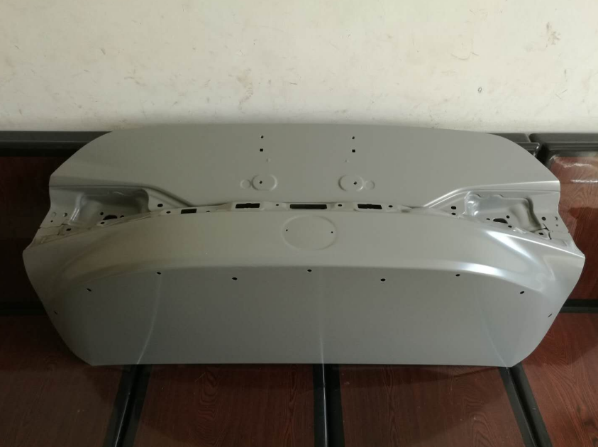 Tail Gate LX0121520 for 雷克萨斯 Lexus