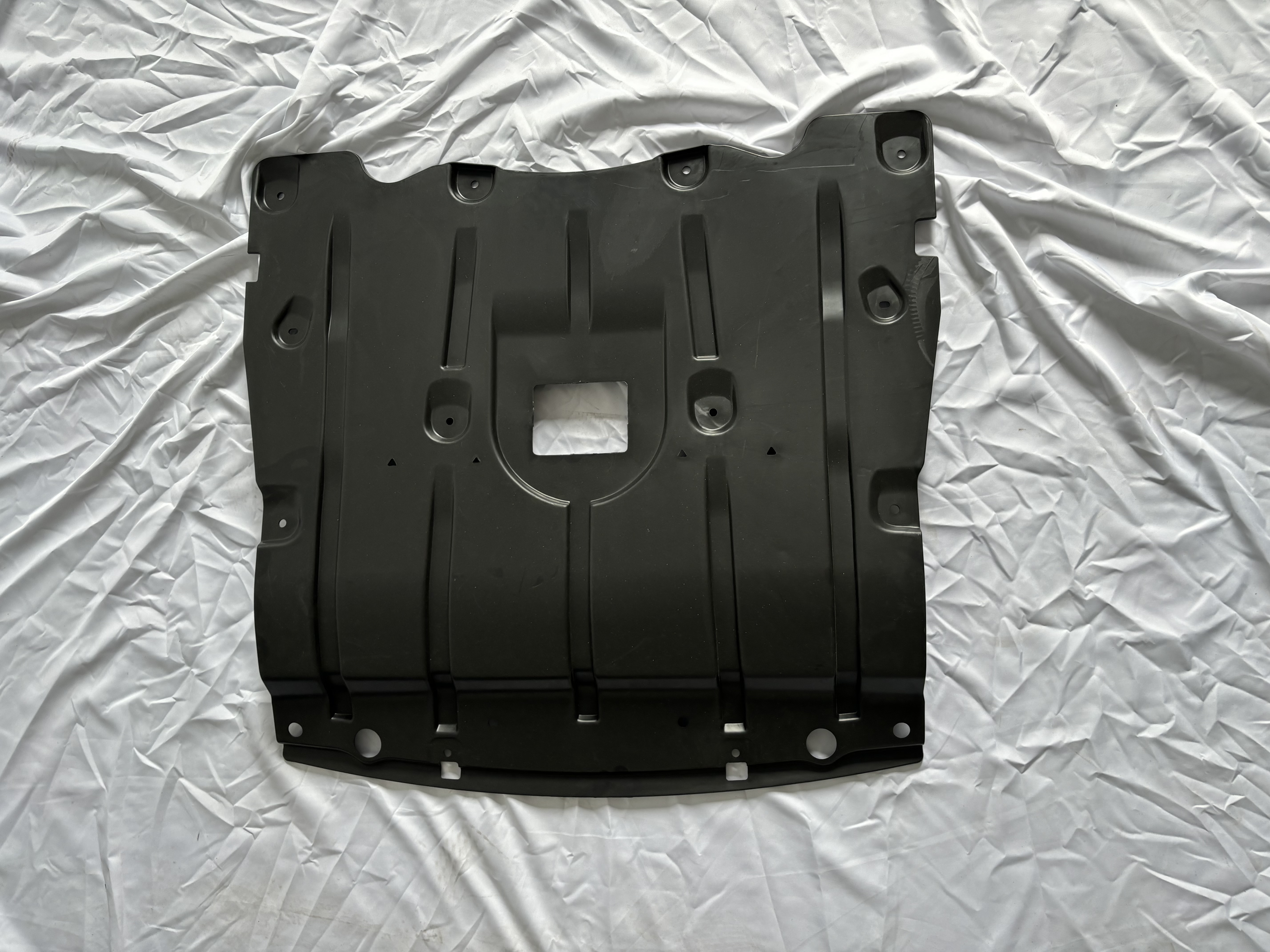 G05 Front Bumper Under Guard MTPBMAFG112415 for BMW