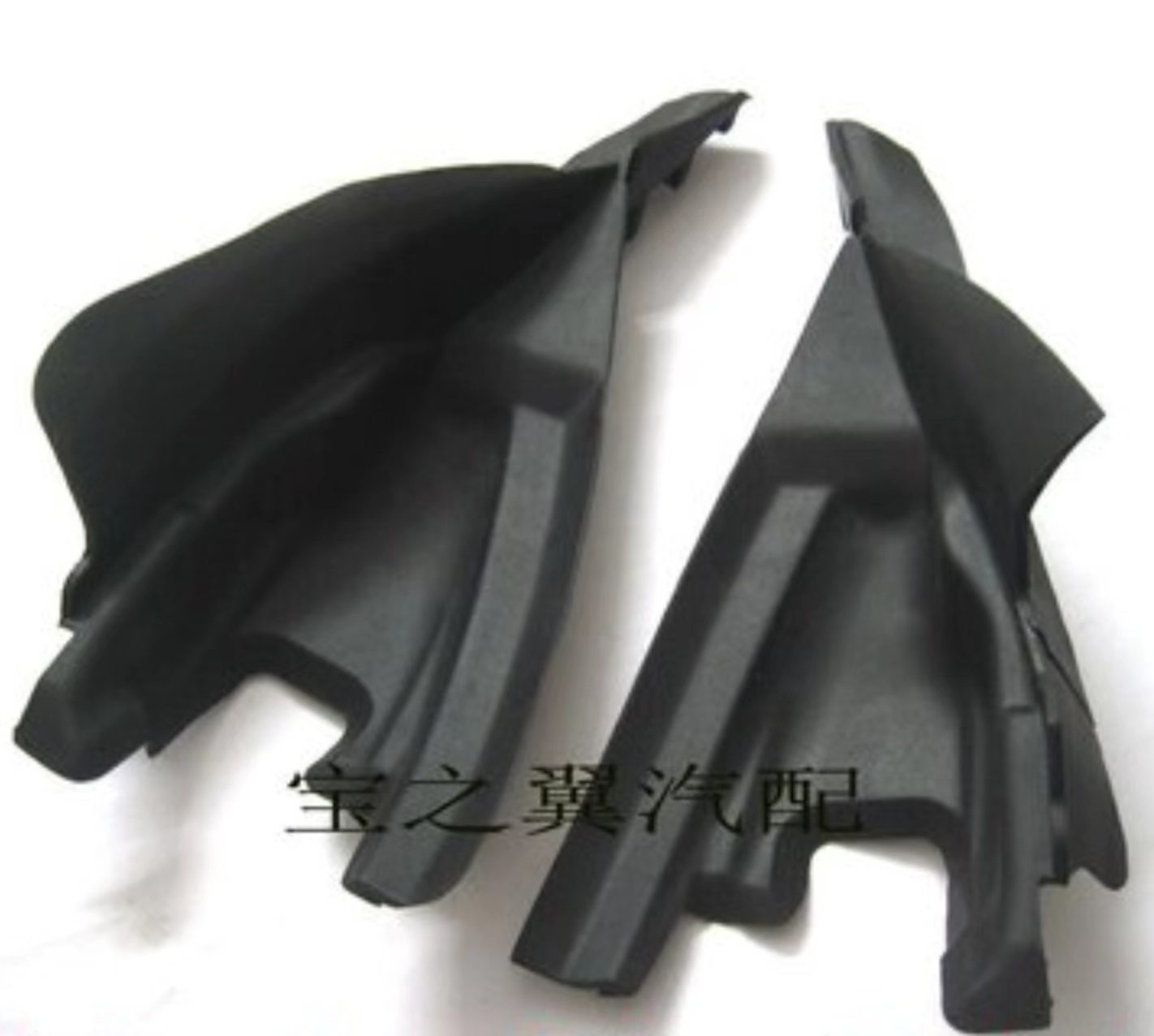 WINDSHIELD TRIM COWL PANEL BM0471550 for 宝马 BMW