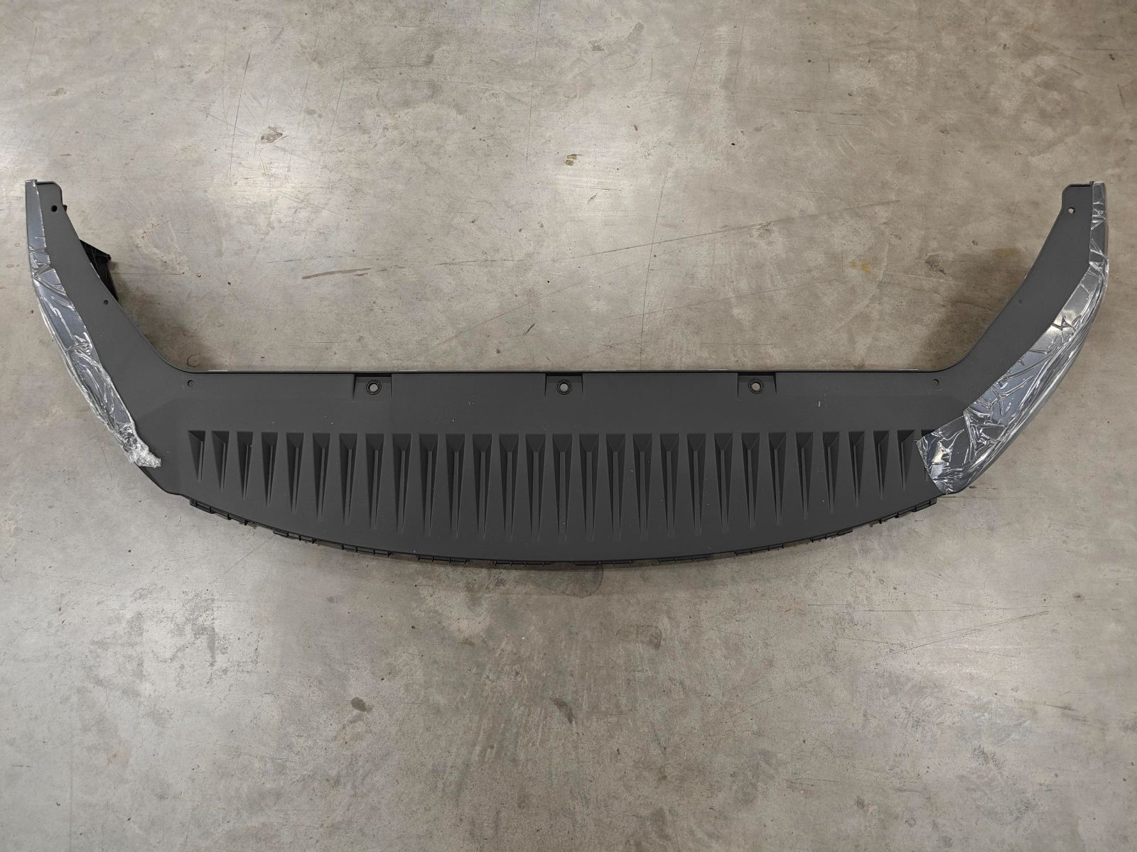 Front Bumper BYD0080040D1 for 比亚迪 BYD