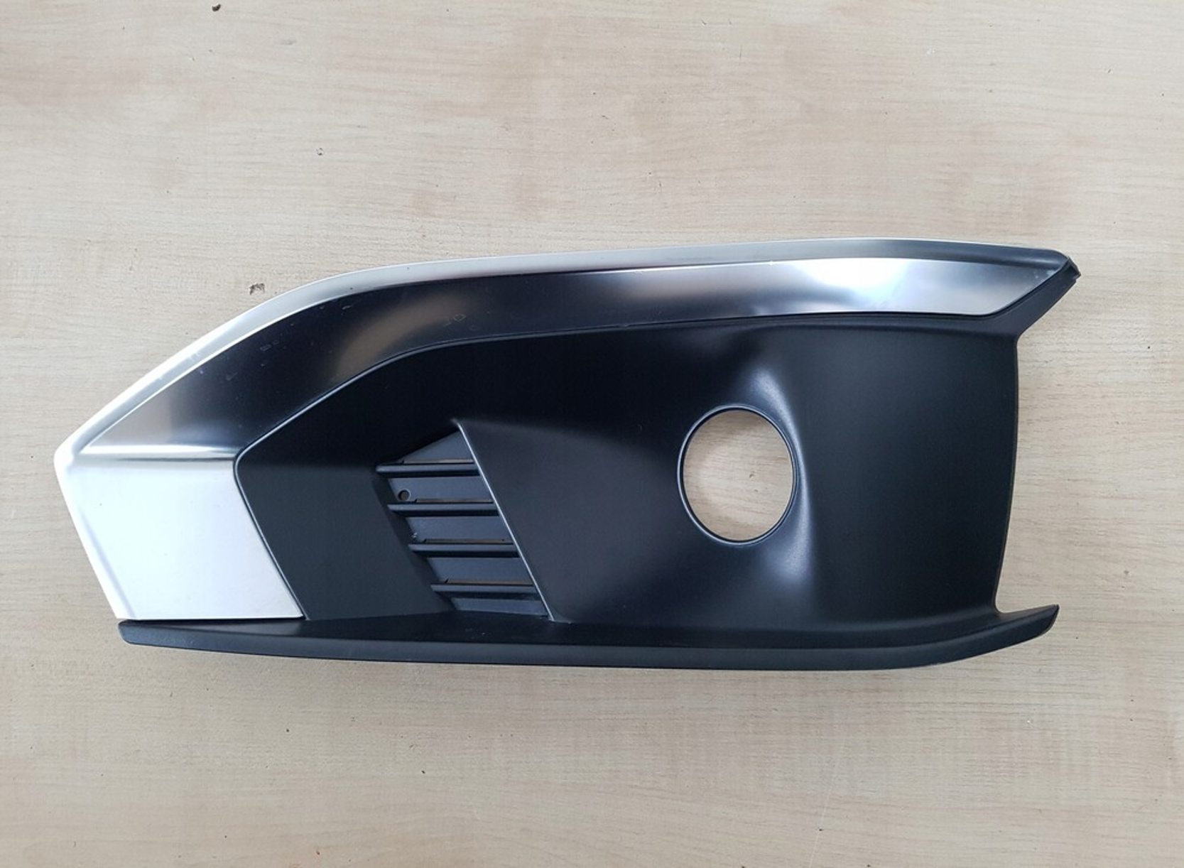 Fog Lamp Cover AU0660091PQ for 奥迪 Audi