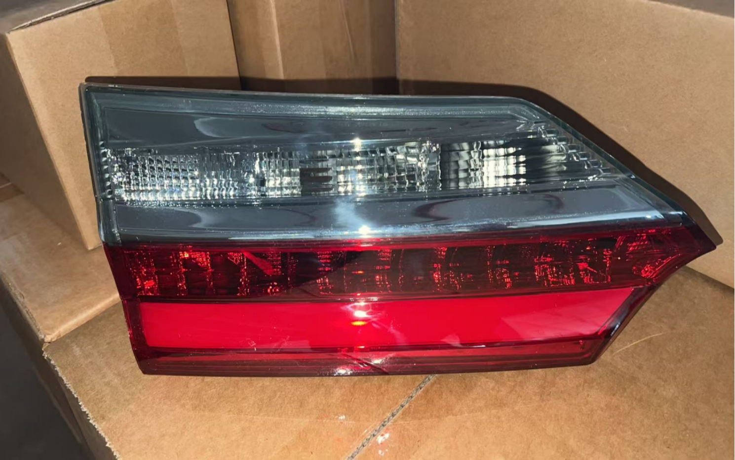 Tail Lamps TY0610171iY for 丰田 Toyota