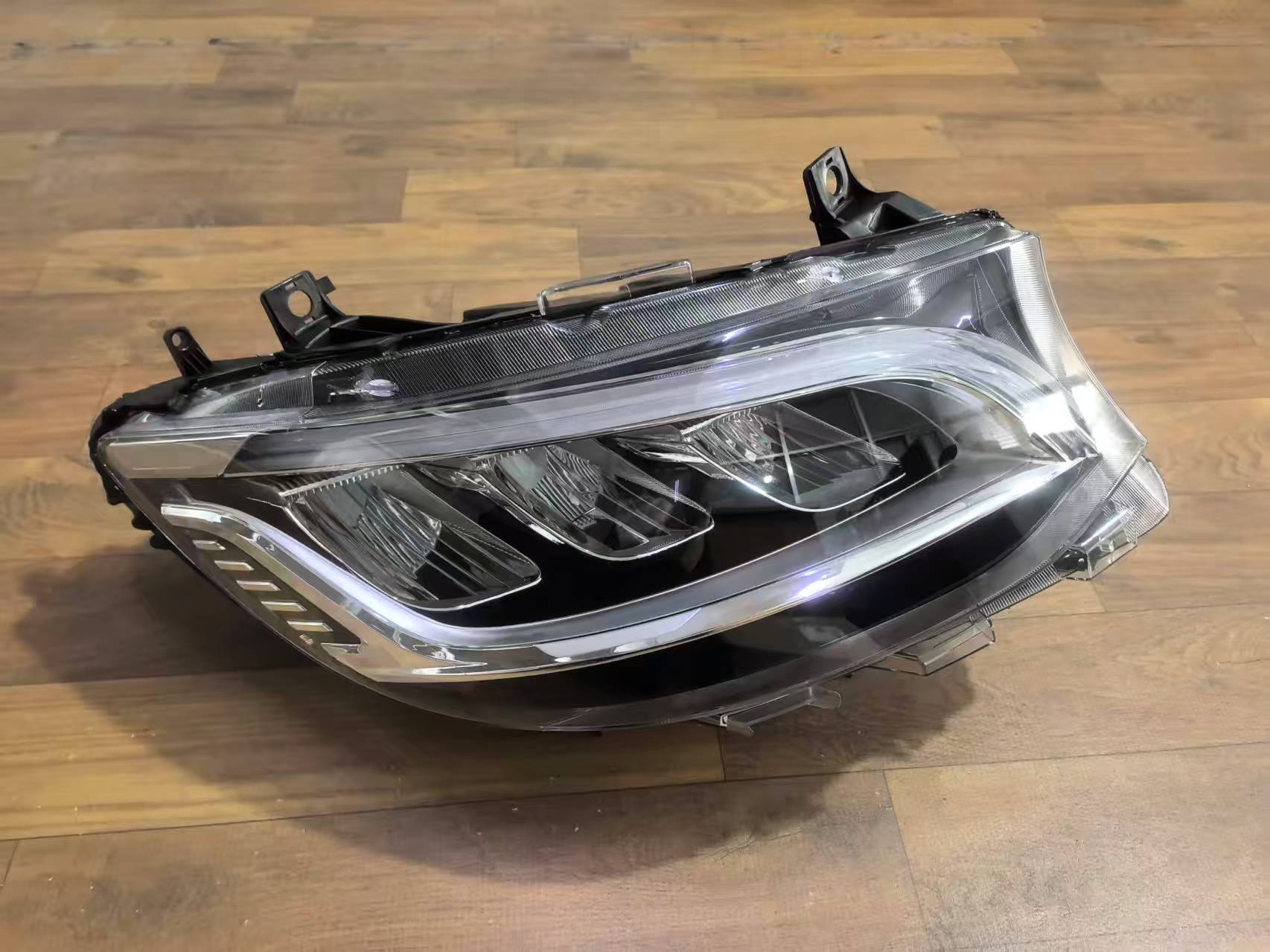 Head Lamps BC1300112 for 梅赛德斯-奔驰 Mercedes-Benz