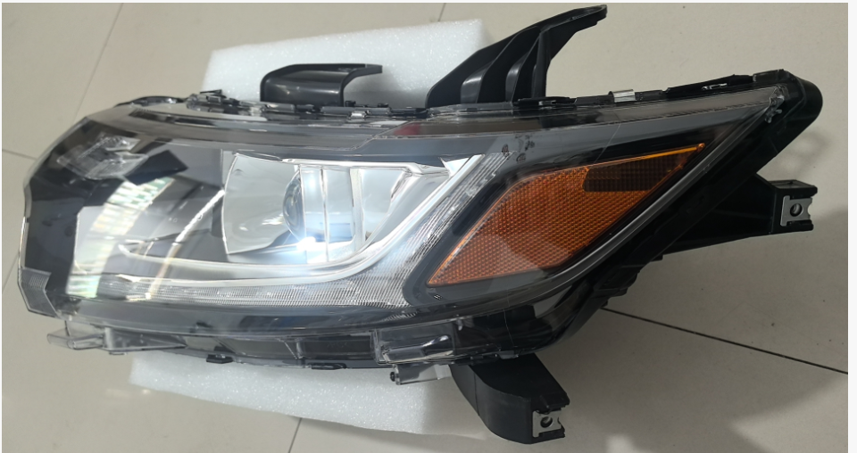 Head Lamps MB2430111F1 for 三菱 Mitsubishi