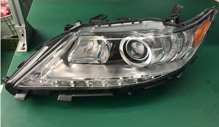 Head Lamps LX0100111 for 雷克萨斯 Lexus