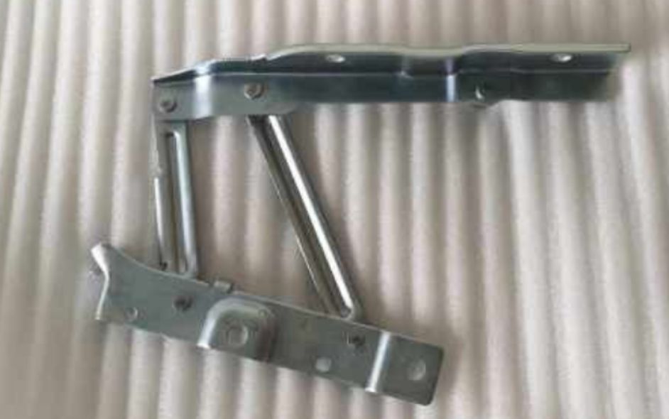 Hood Hinge BYD0010651 for 比亚迪 BYD