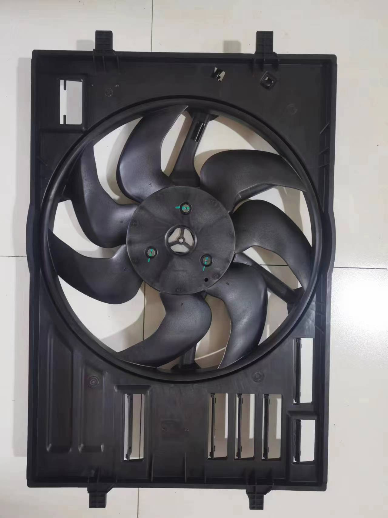 Radiator Fan VG0430510 for 大众 Volkswagen