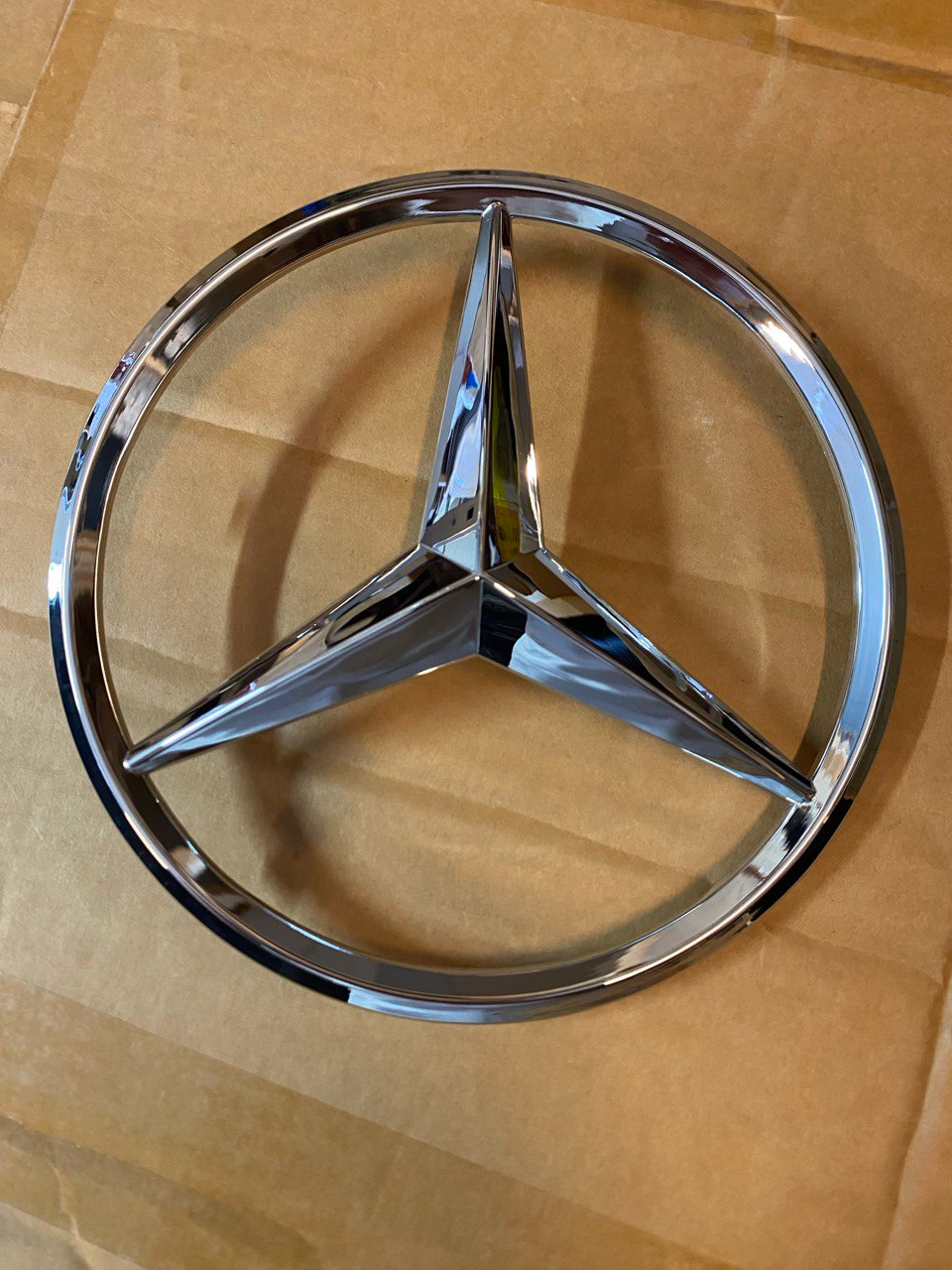 emblem/logo BC0031690Q for 梅赛德斯-奔驰 Mercedes-Benz