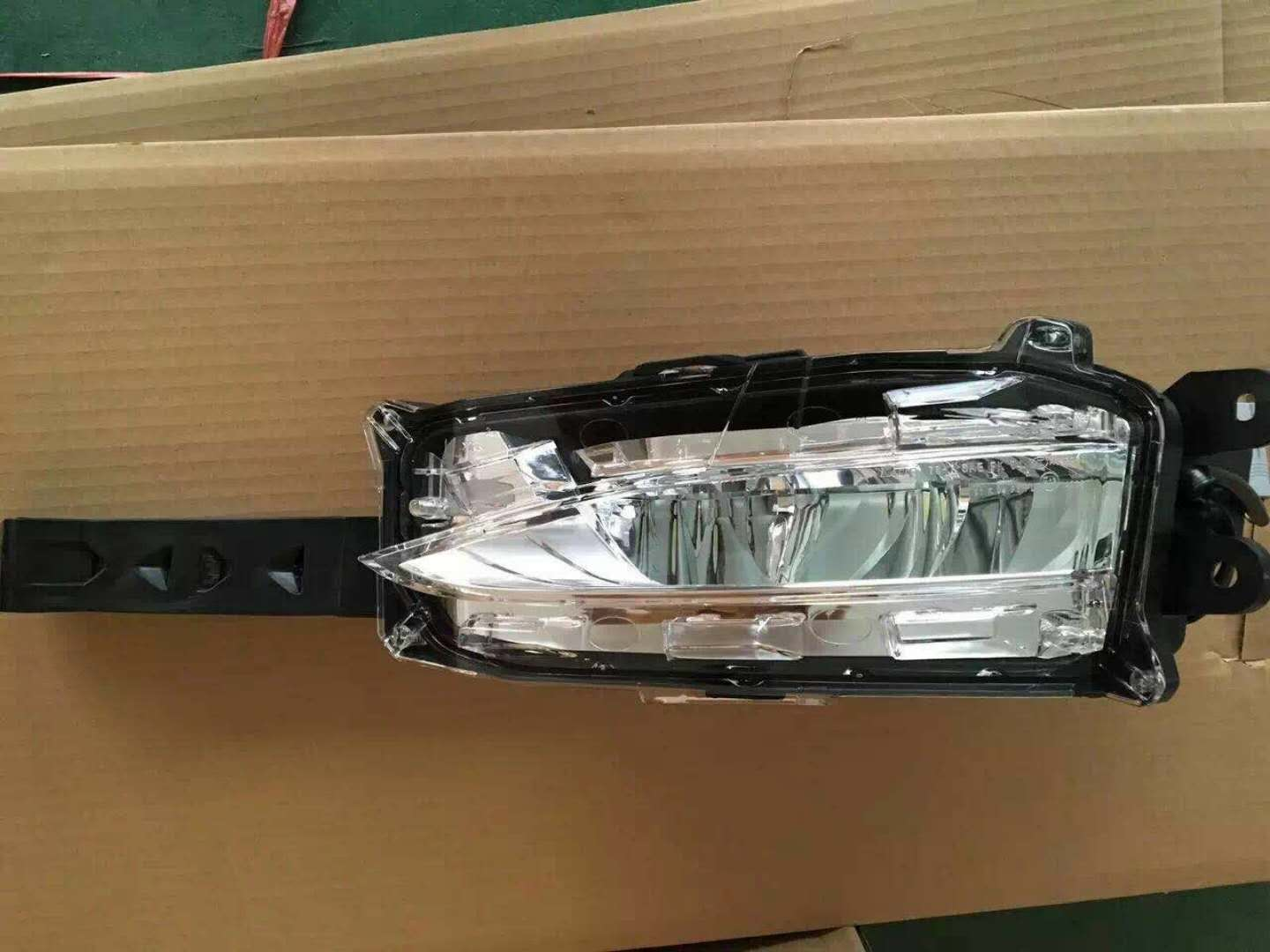 Fog Lamps LX0280101 for 雷克萨斯 Lexus