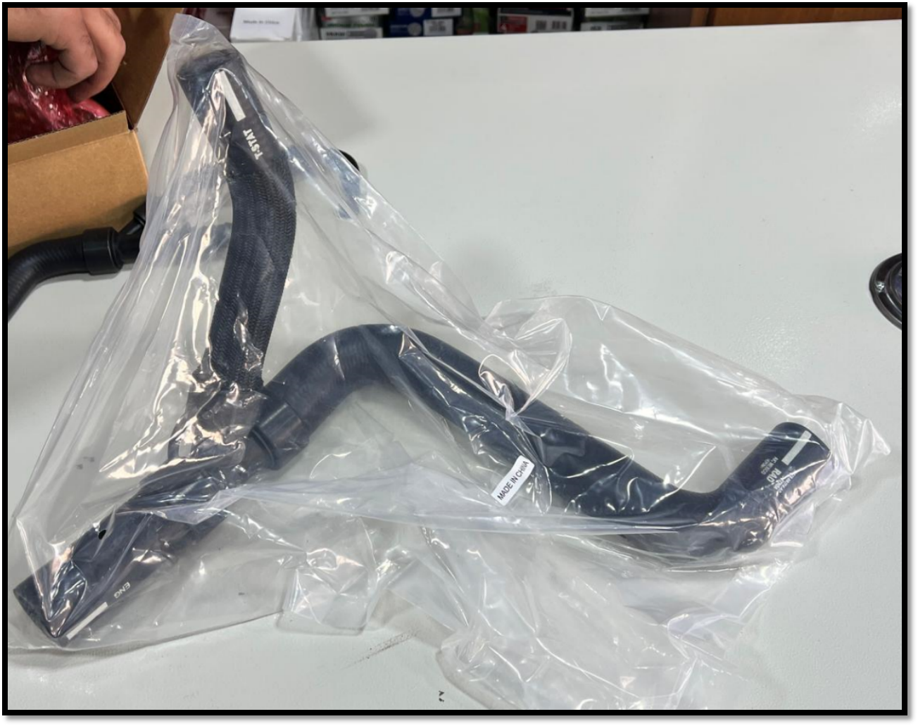 Coolant pipe FD0792370 for 福特 Ford