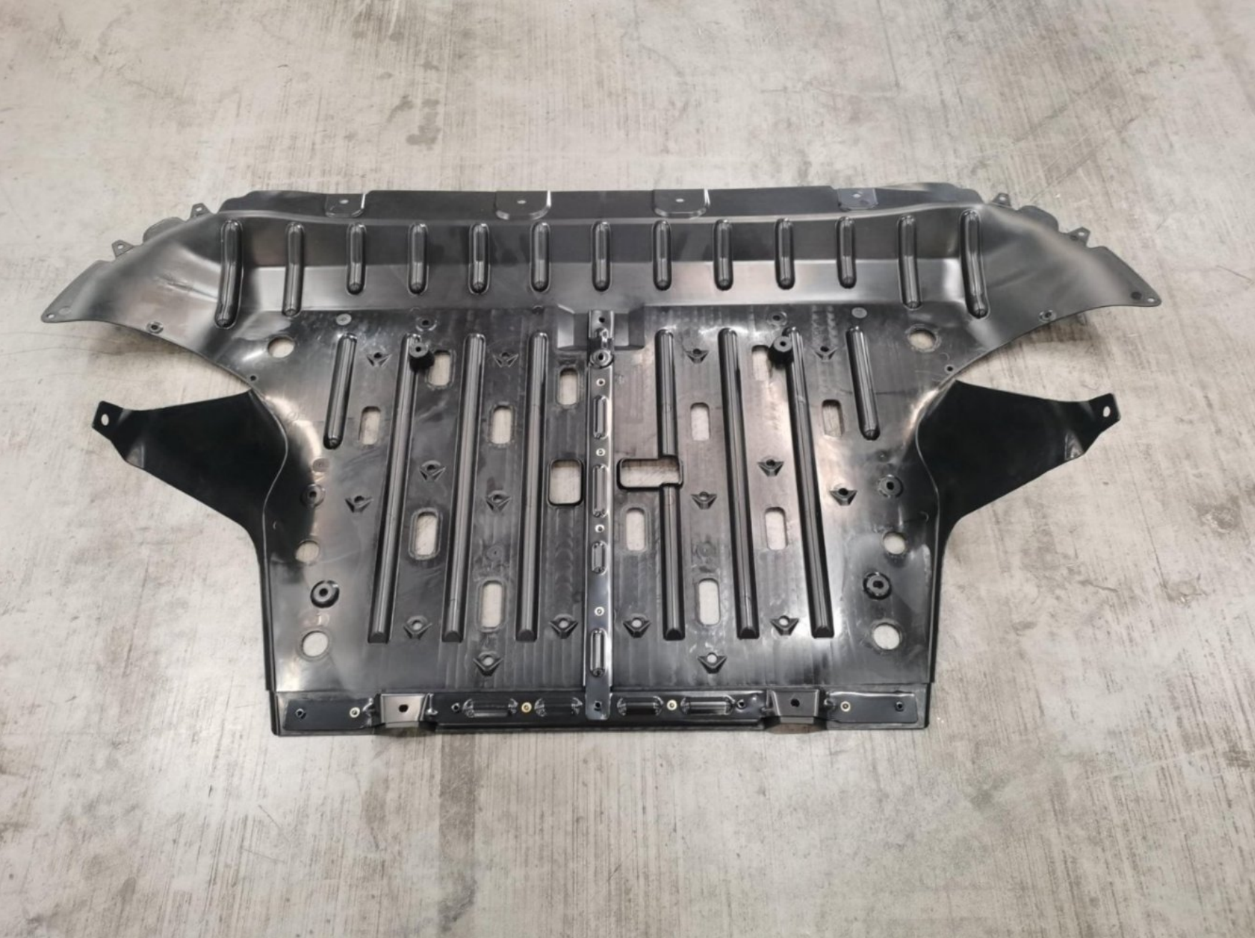 Engine Under Cover BYD0010550F1 for 比亚迪 BYD